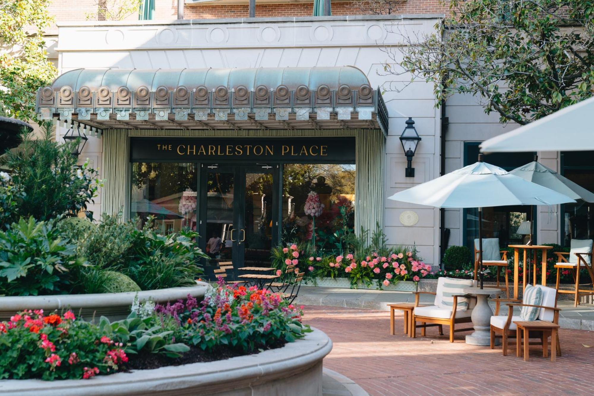 The Charleston Place Екстериор снимка