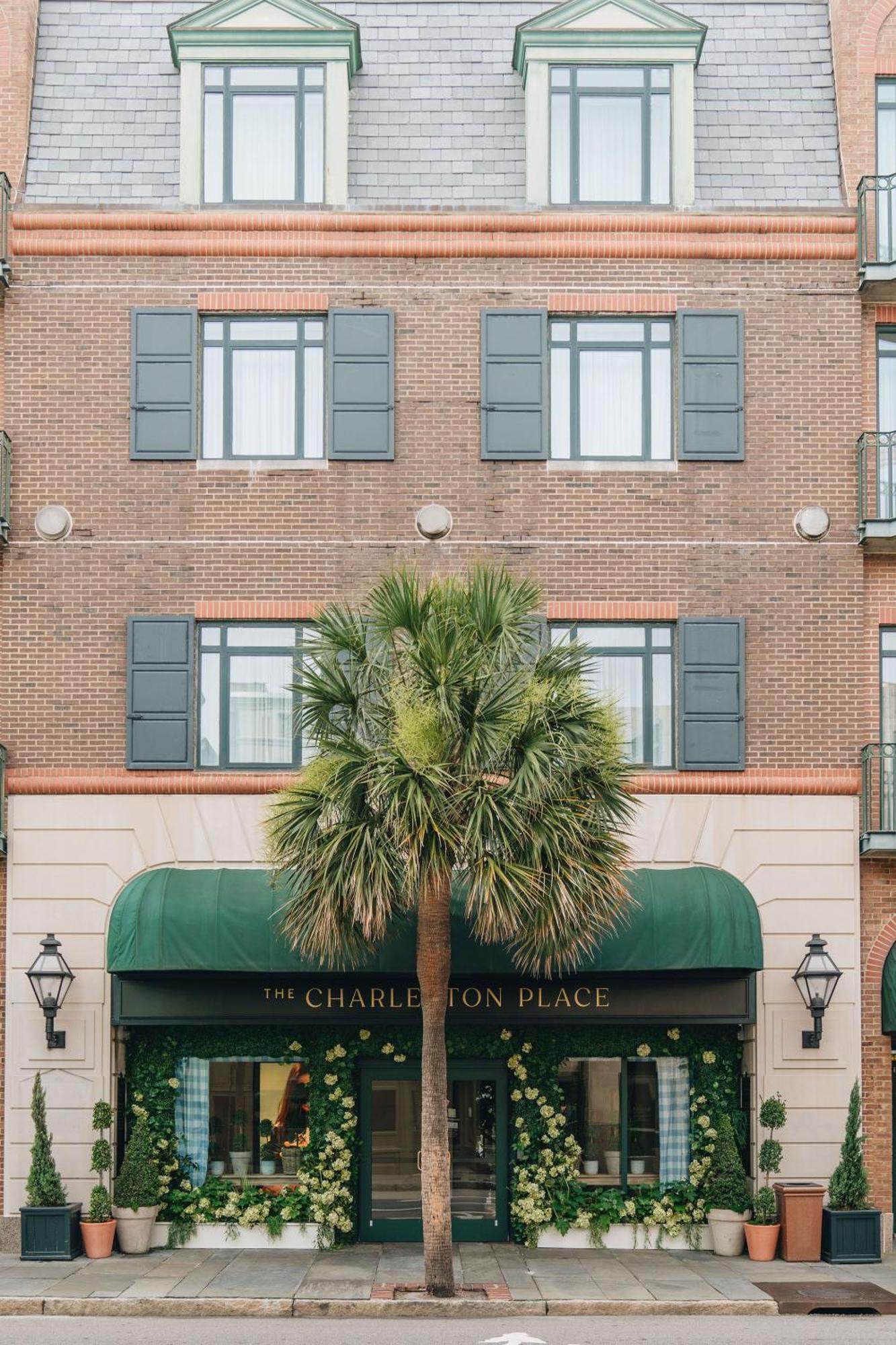 The Charleston Place Екстериор снимка