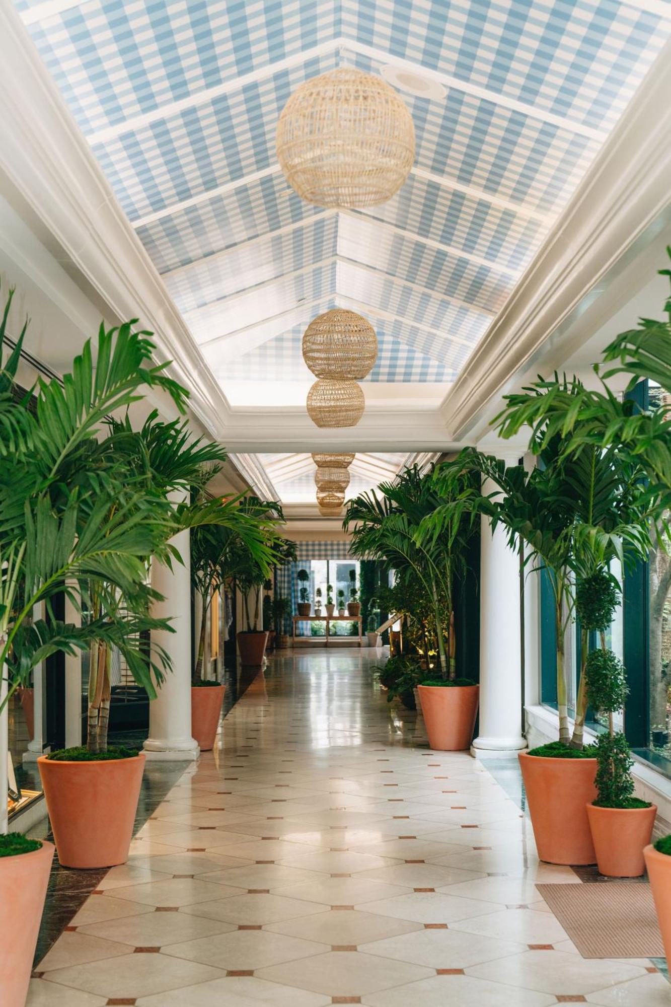 The Charleston Place Екстериор снимка
